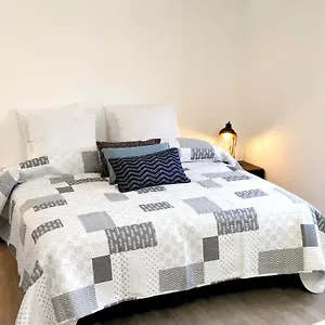 Au Coeur Du Vieux Village Appartement